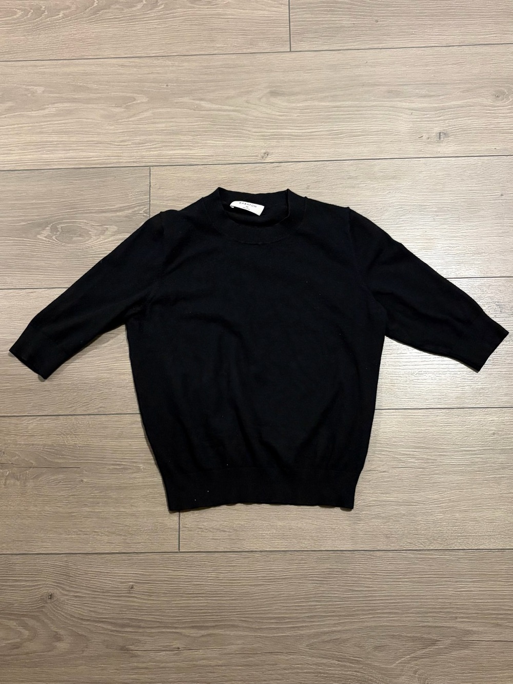 Aritzia Black Short-Sleeve Crewneck Top
